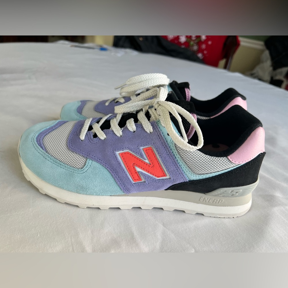 Louis Deguzman New Balance 574 Ma Divina Sz 8.5 - Picture 13 of 13